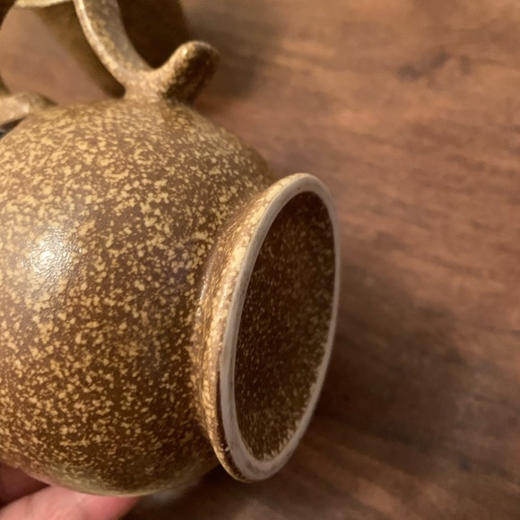 Stoneware Tea Mug with Filter and Lid - Picture 4 of 16